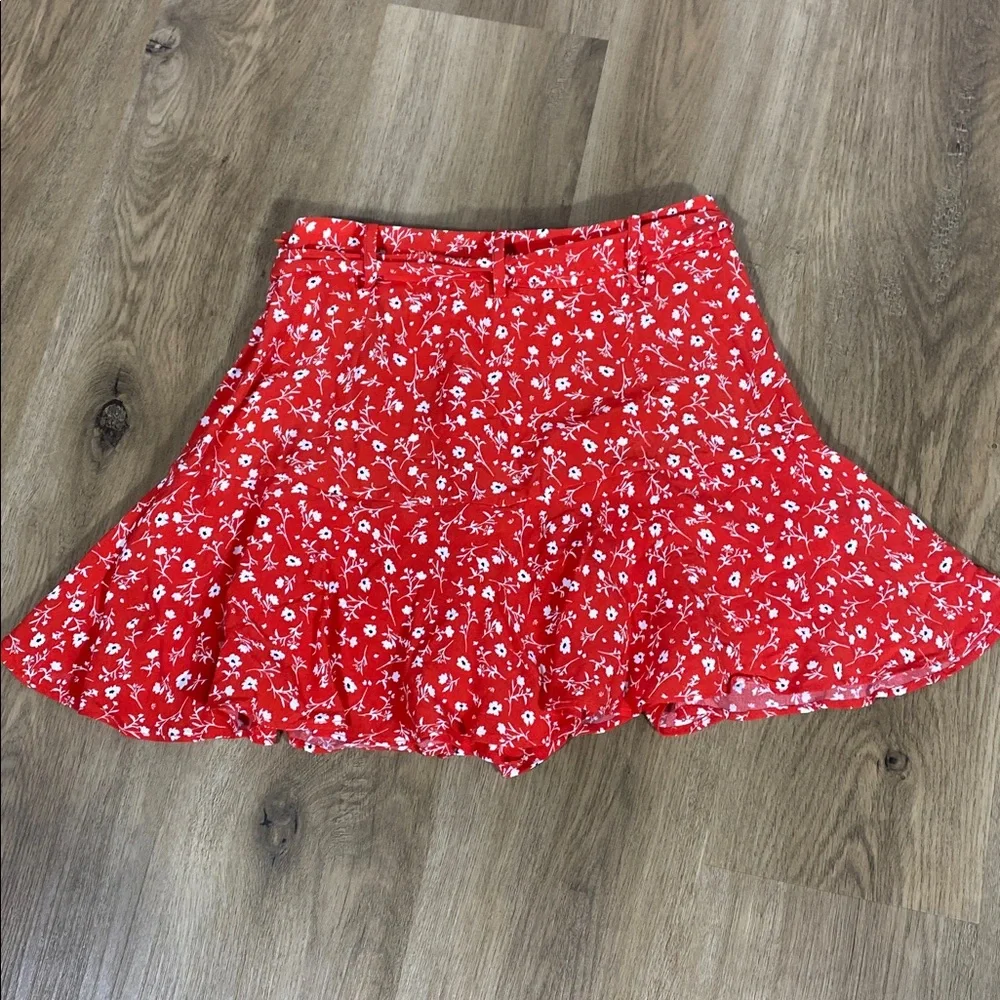 Zara Belted Mini Skort Red Floral Skater Skirt size medium